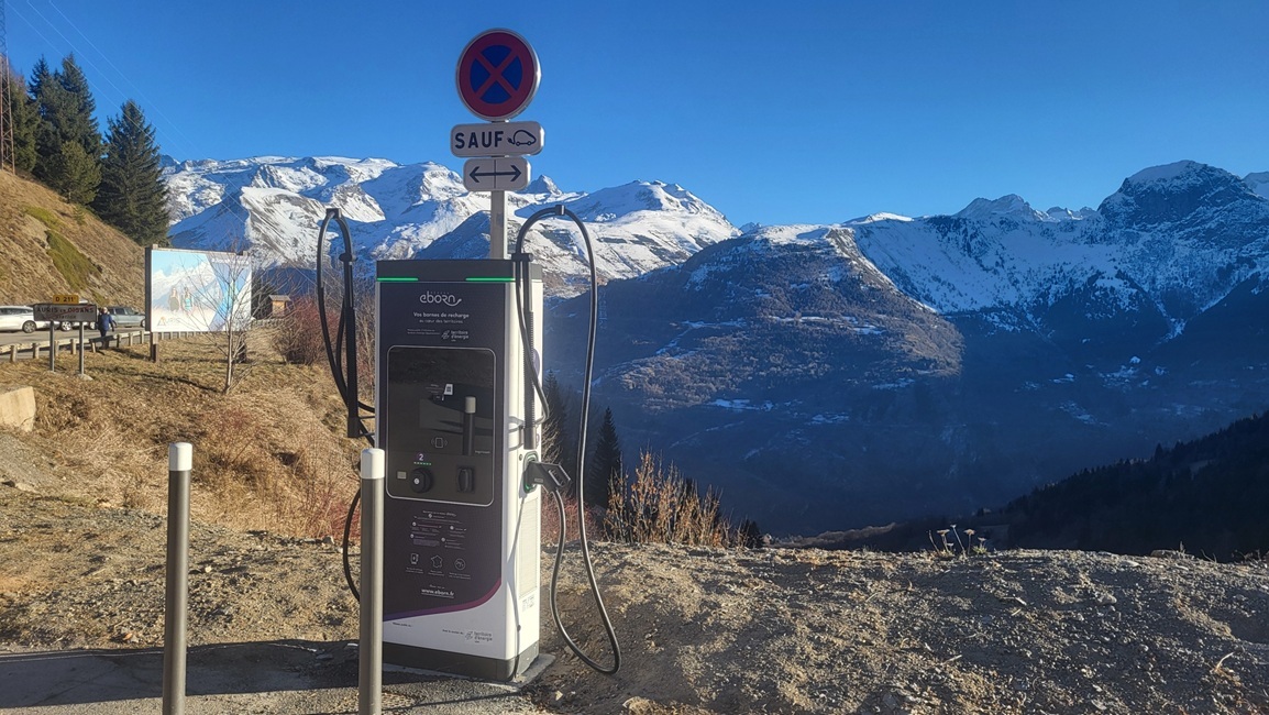 borne de recharge Eborn Auris 