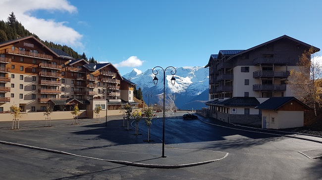 finition place des orgieres3